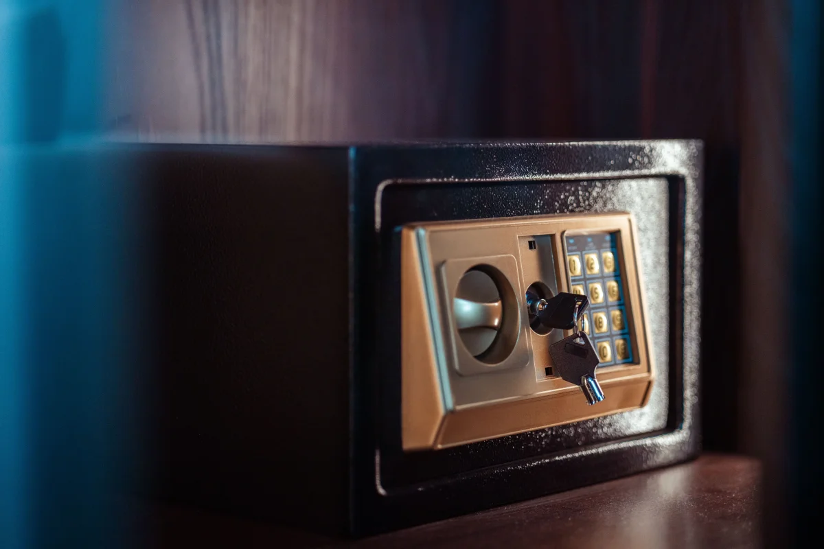 home safe bedroom security valuables - Cozyner