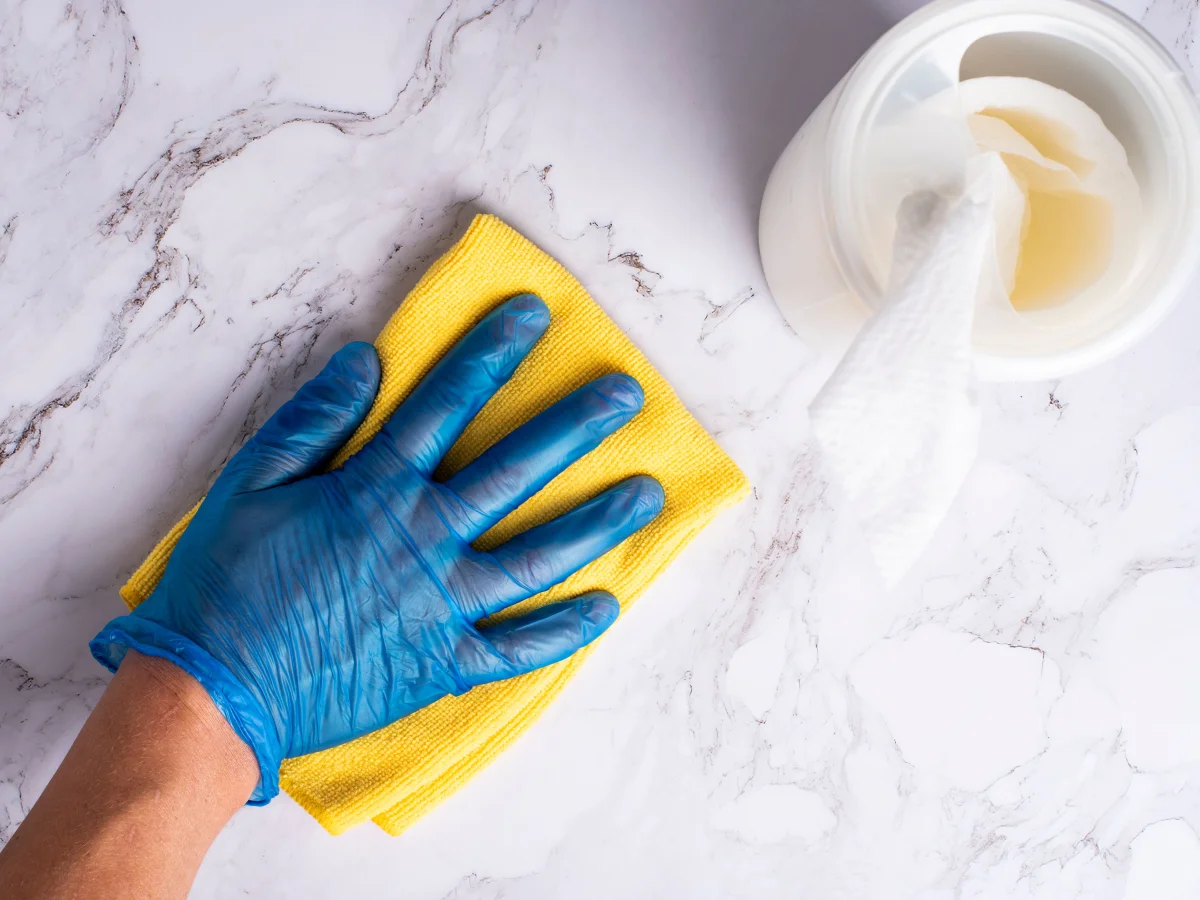 kitchen counter sparkling clean wiped - Cozyner