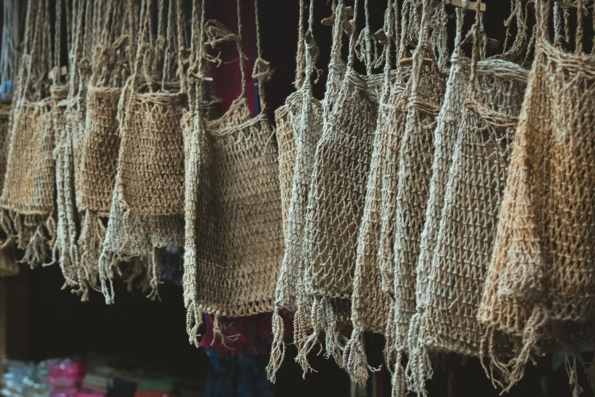 layered rugs natural texture jute - Cozyner